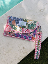 ETTA OG | quilted wristlet - peachy