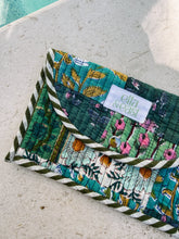 ETTA OG | quilted wristlet - evergreen
