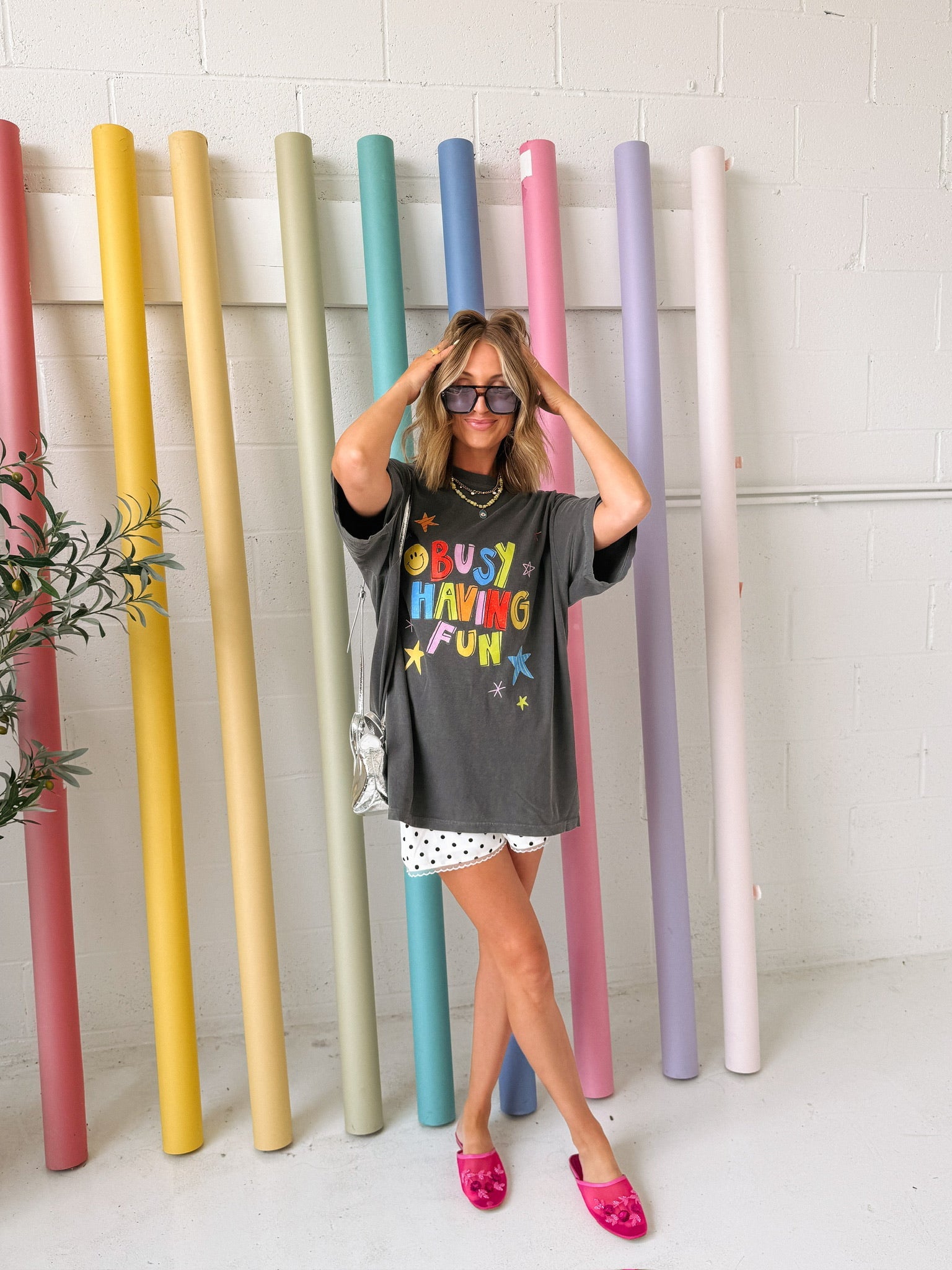 ETTA OG | busy having fun graphic tee - charcoal