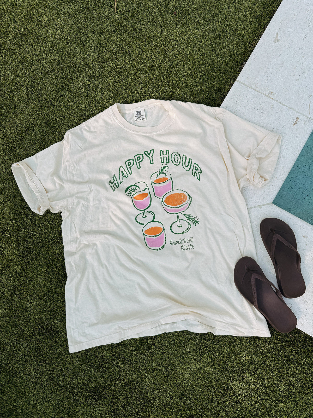 ETTA OG | cocktail club graphic tee - ivory