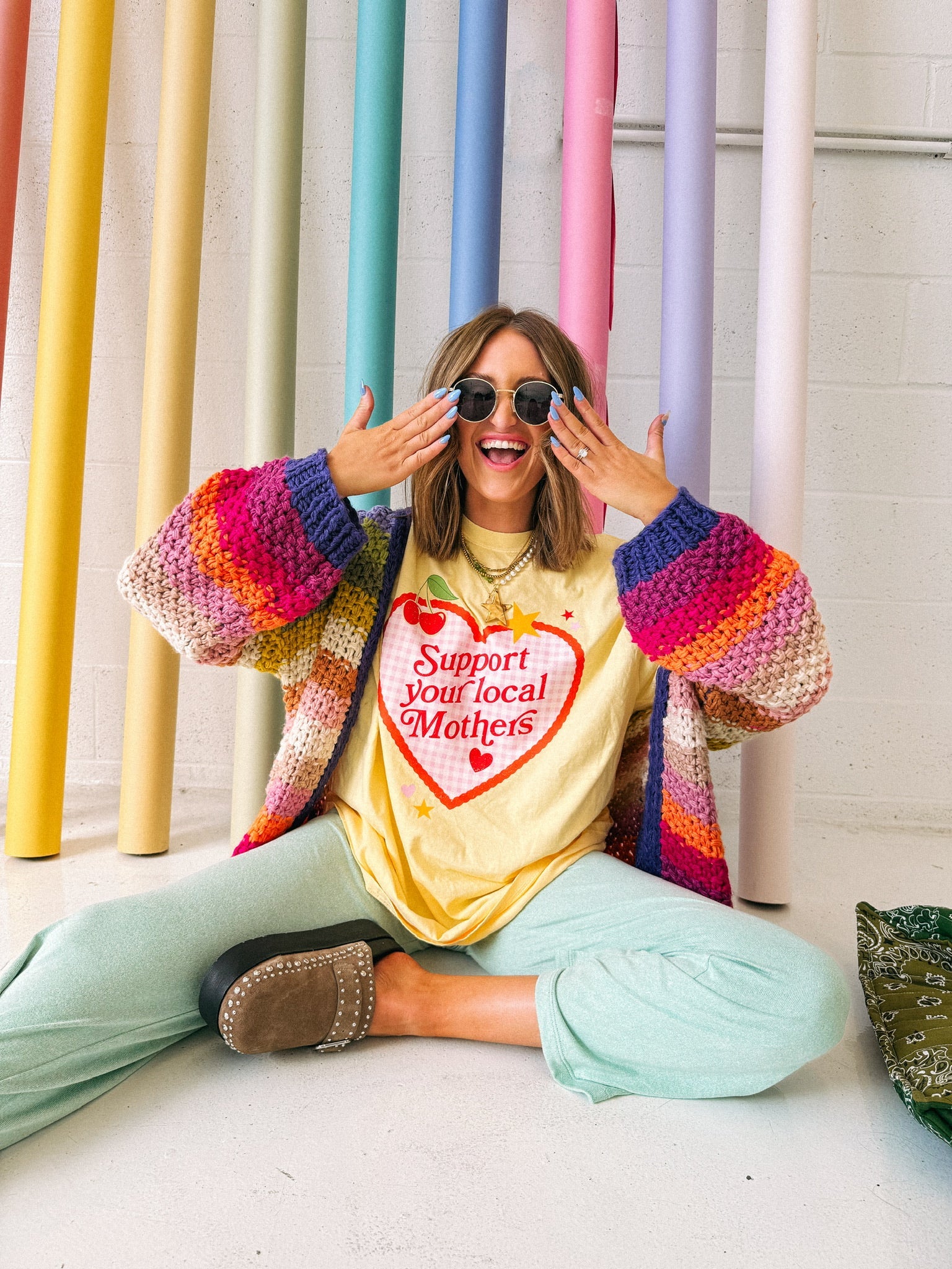 ETTA OG | support local mothers heart graphic tee