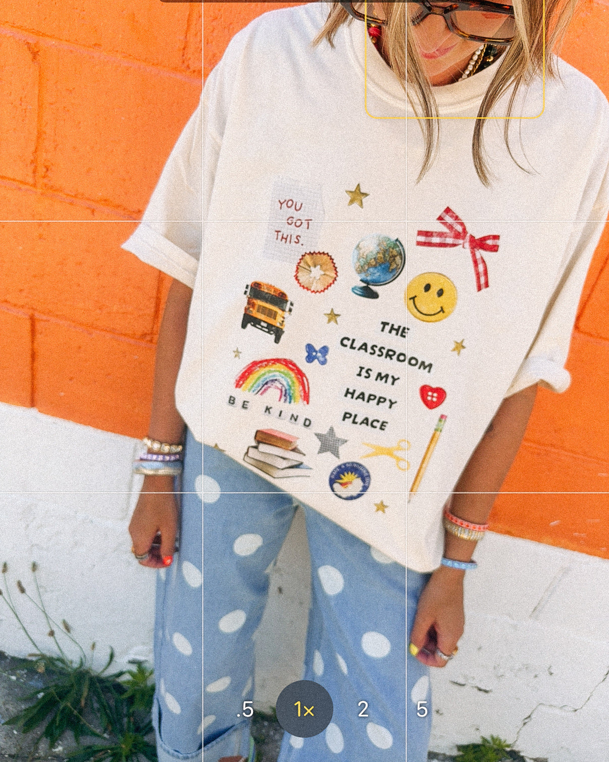 ETTA OG | classroom is my happy place graphic tee - ivory