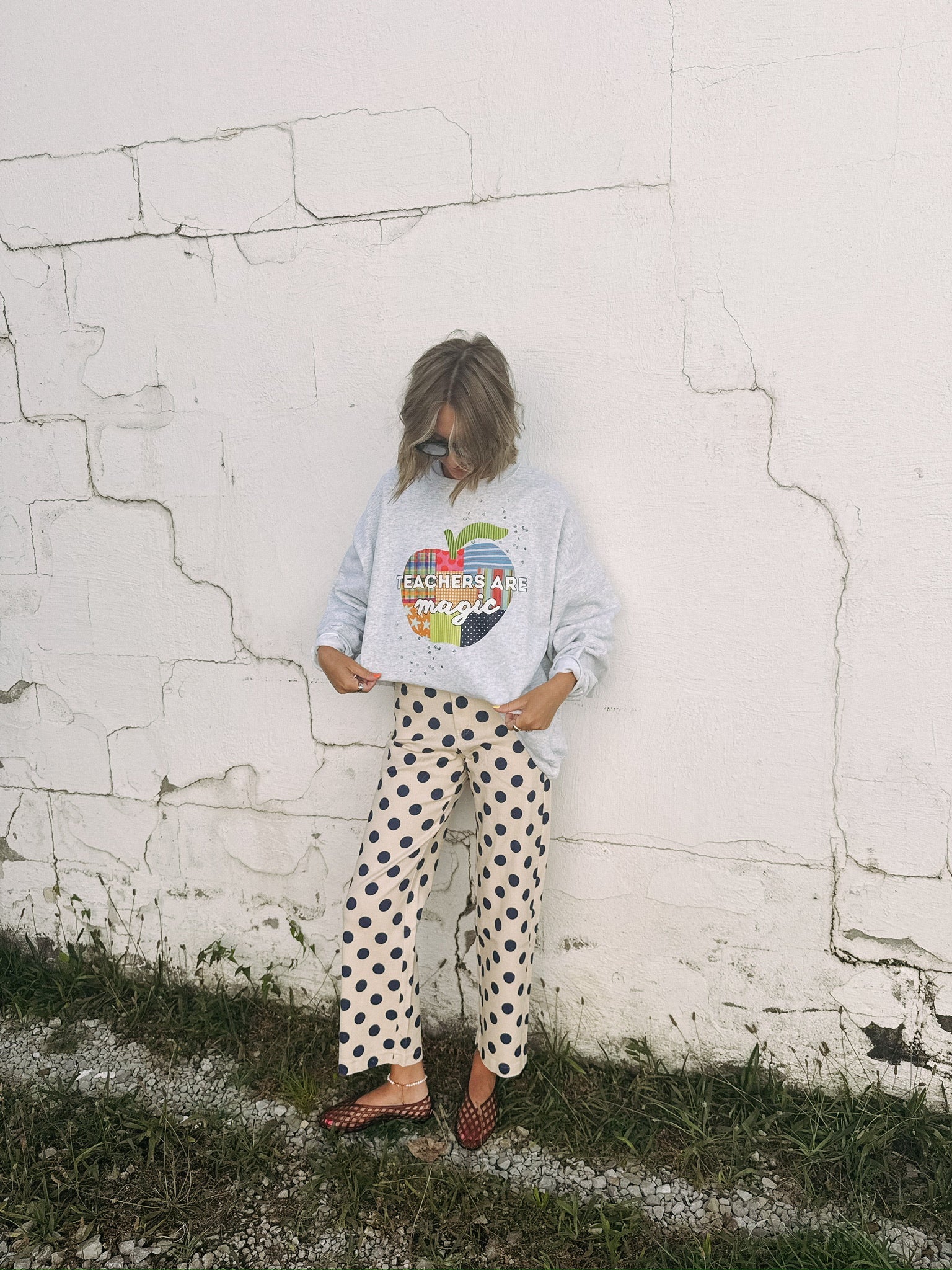 ETTA OG | teachers are magic sweatshirt - ash