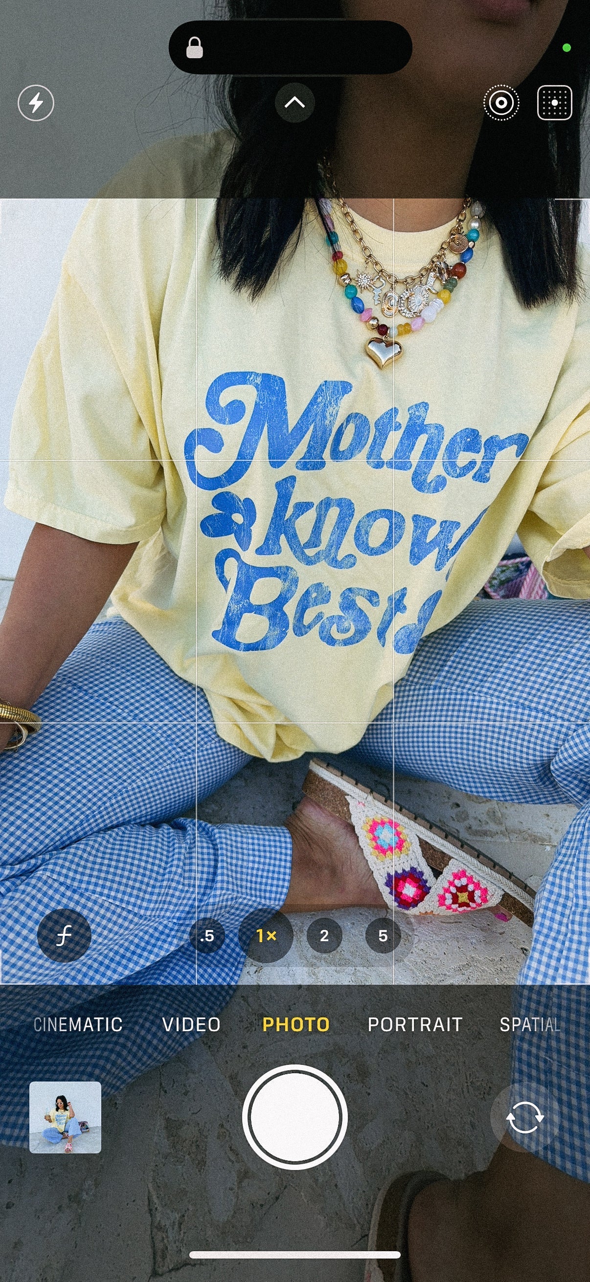 ETTA OG | mother knows best graphic tee - butter yellow / blue