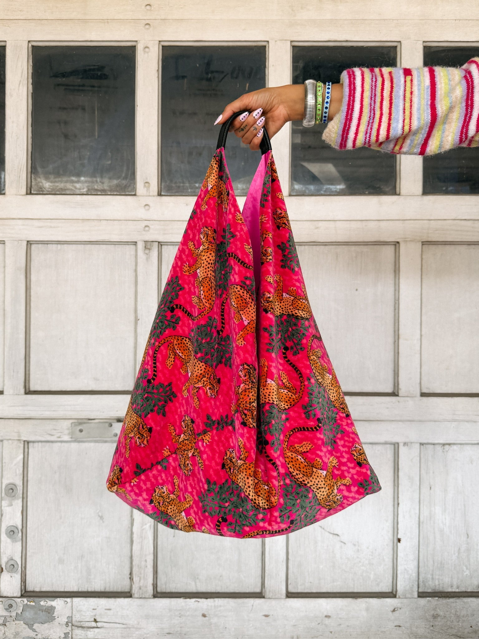 cheetah girl slouchy tote bag