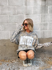 ETTA OG | varsity mother camo sweatshirt - white