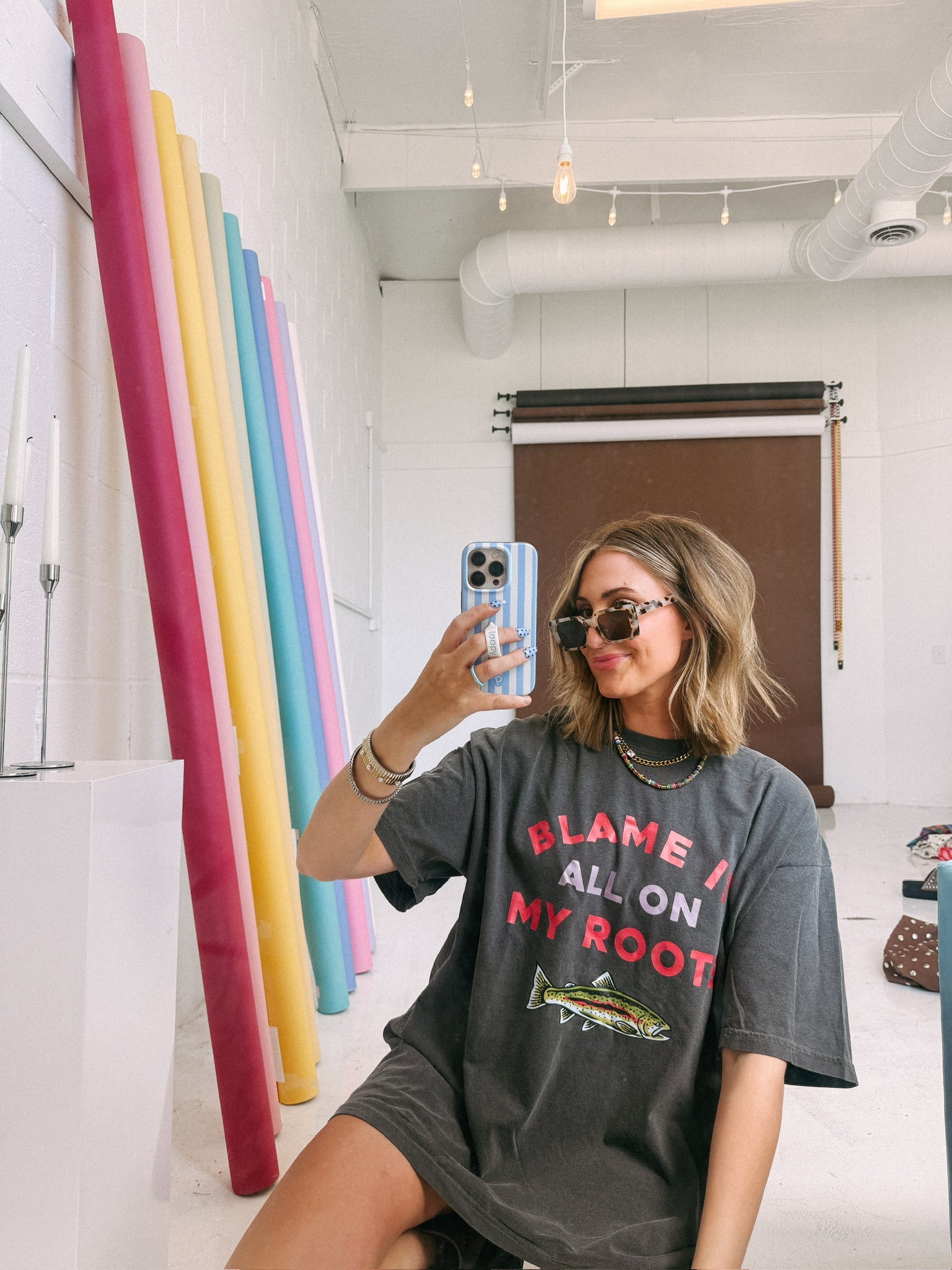 ETTA OG | blame it on my roots graphic tee - charcoal