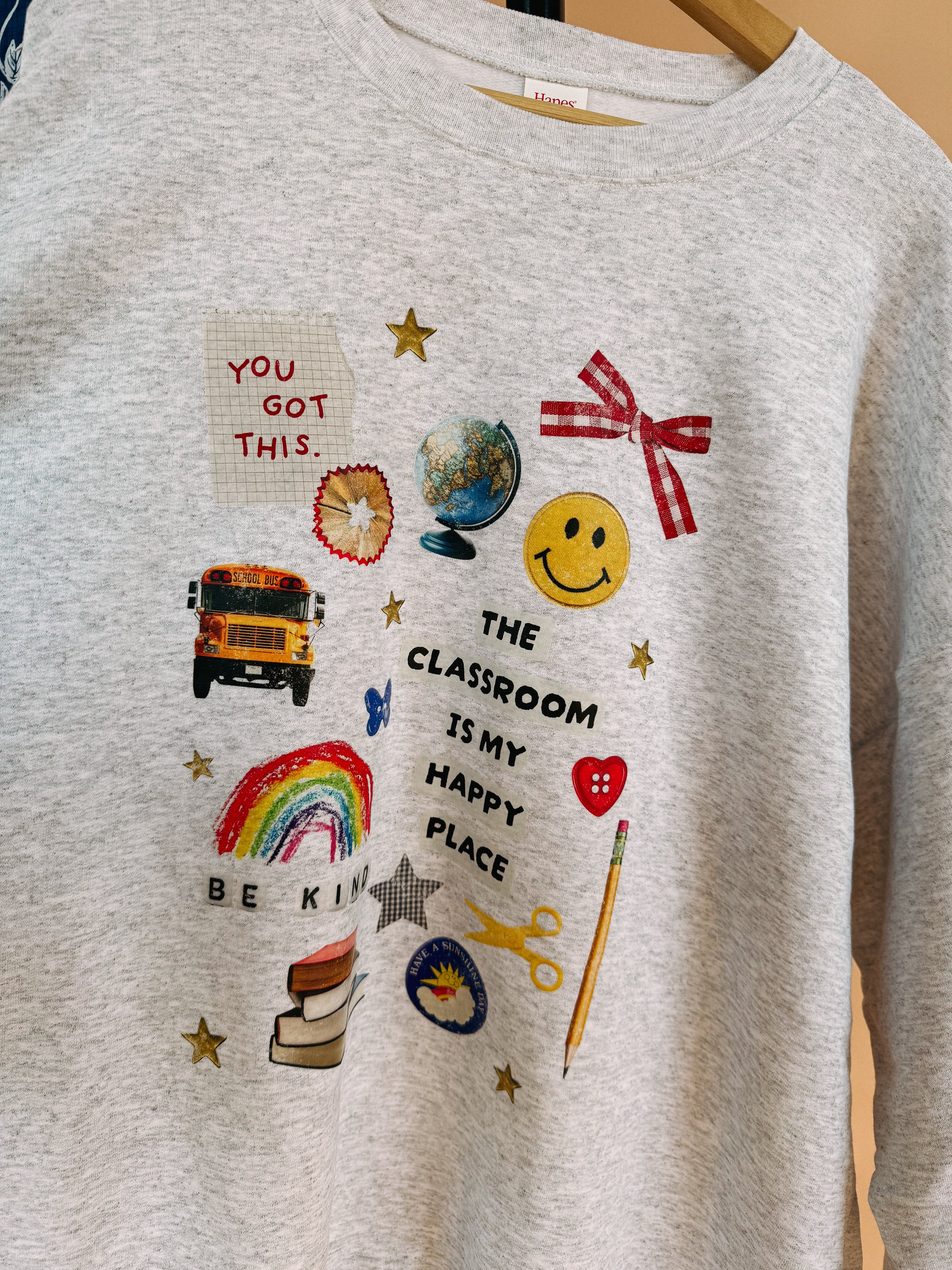 ETTA OG | classroom is my happy place sweatshirt - ash